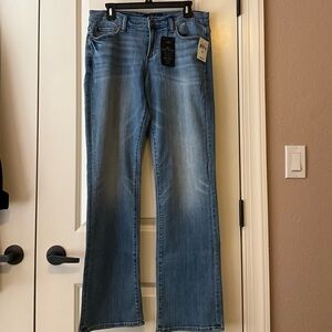 NWT Lucky Brand 8L Easy Rider Jeans